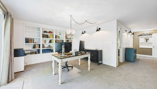 45 Bryson Rd, Eddyville, KY 42038