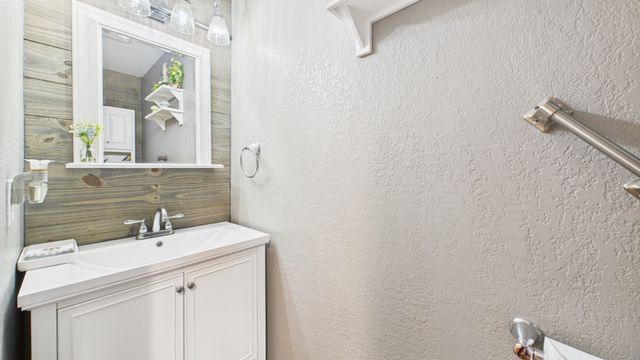 45 Bryson Rd, Eddyville, KY 42038