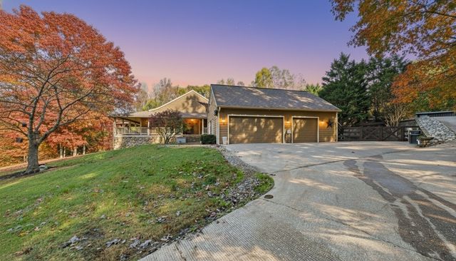 45 Bryson Rd, Eddyville, KY 42038