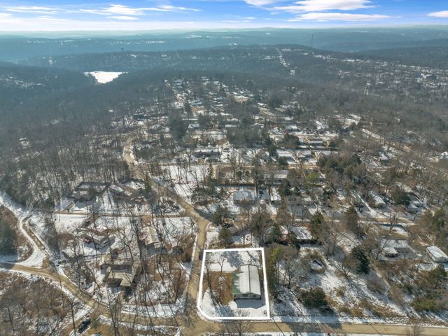 2018 Farlook Street, Merriam Woods, MO 65740