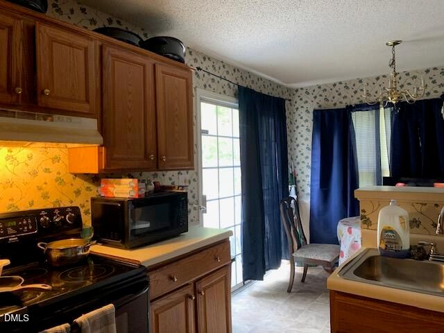 104 Scotts Lane, Angier, NC 27501