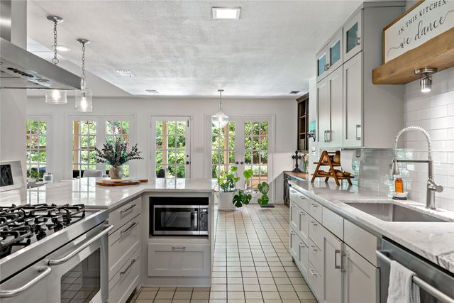 670 SE 31st Street, Paris, TX 75460