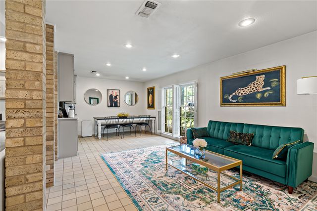 670 SE 31st Street, Paris, TX 75460