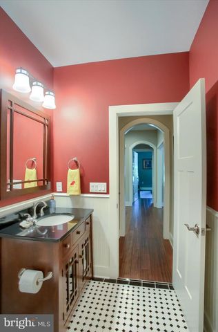 221 WILSON ST, Carlisle, PA 17013