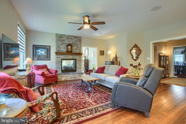 221 WILSON ST, Carlisle, PA 17013