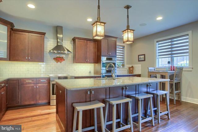 221 WILSON ST, Carlisle, PA 17013