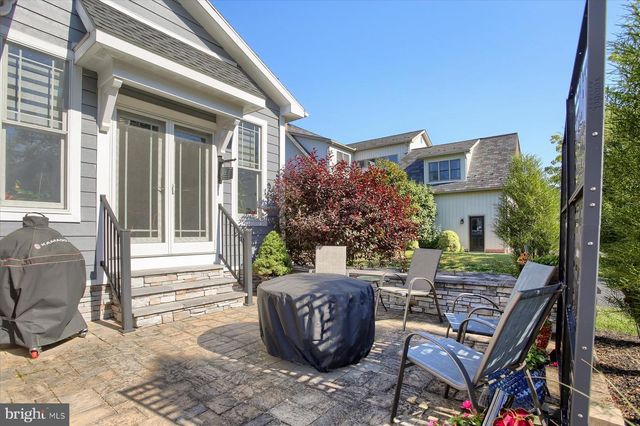 221 WILSON ST, Carlisle, PA 17013