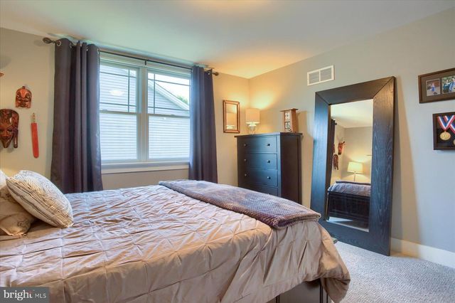 221 WILSON ST, Carlisle, PA 17013