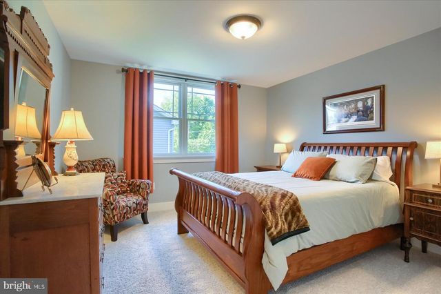 221 WILSON ST, Carlisle, PA 17013