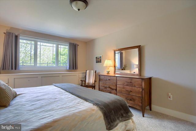221 WILSON ST, Carlisle, PA 17013