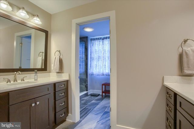 221 WILSON ST, Carlisle, PA 17013