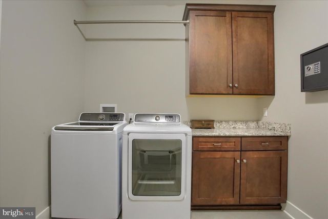 221 WILSON ST, Carlisle, PA 17013