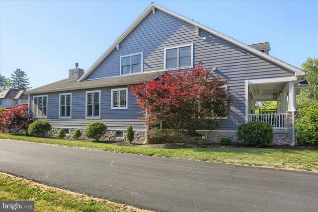 221 WILSON ST, Carlisle, PA 17013