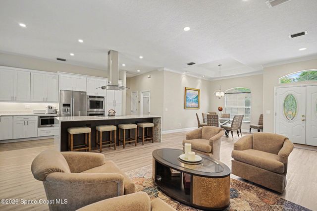 363 Peregrine Drive, Indialantic, FL 32903