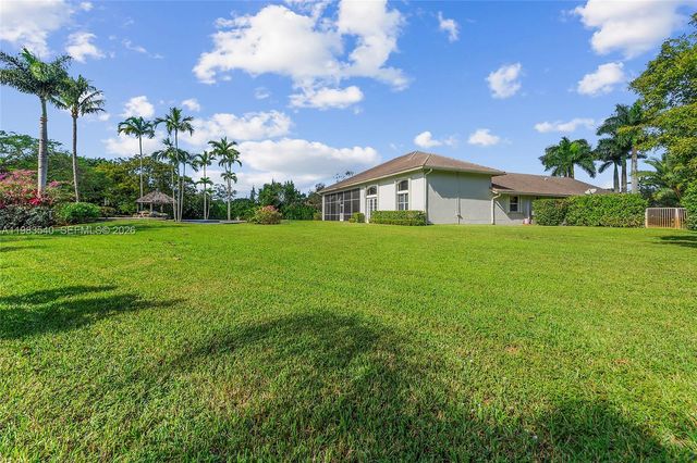 13253 SW 25th Pl, Davie, FL 33325
