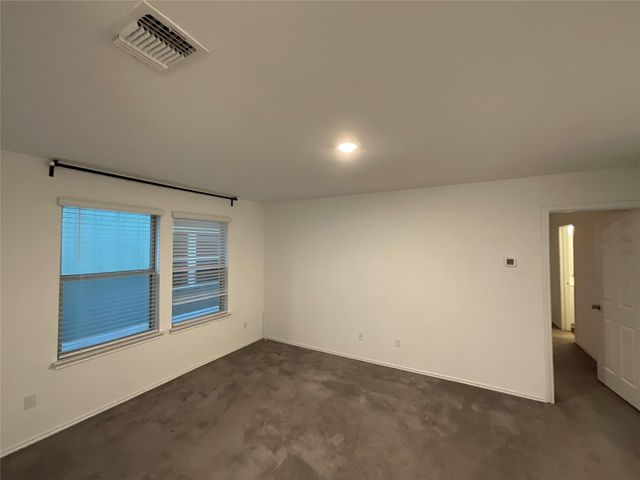 128 BANYON DR, Liberty Hill, TX 78642