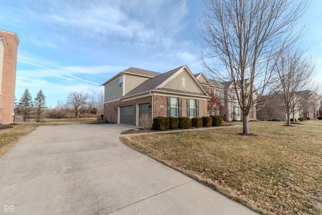 9280 Windrift Way, Zionsville, IN 46077