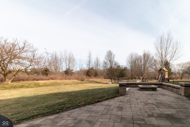 9280 Windrift Way, Zionsville, IN 46077