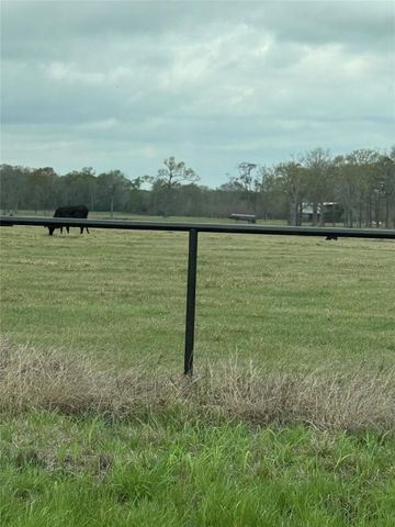 255 County Road 169b, Liberty, TX 77575