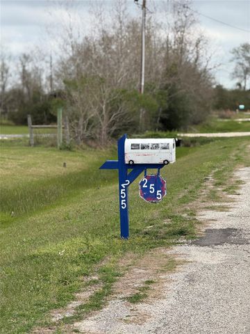 255 County Road 169b, Liberty, TX 77575