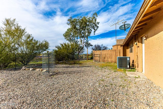 835 W PALO VERDE Drive, Wickenburg, AZ 85390