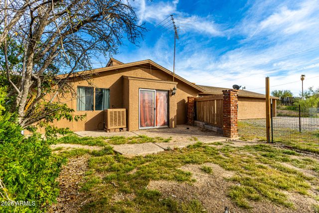 835 W PALO VERDE Drive, Wickenburg, AZ 85390