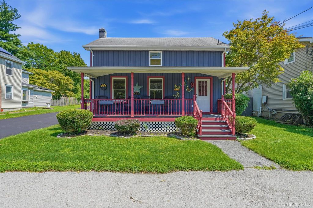 9 Maple Street, Glenham, NY 12527 — exterior