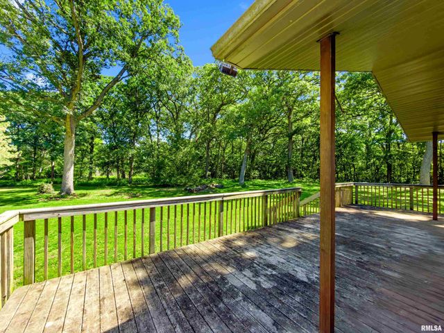283 FAIRVIEW Street, Washington, IL 61571
