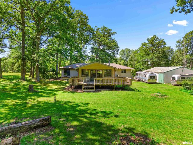 283 FAIRVIEW Street, Washington, IL 61571