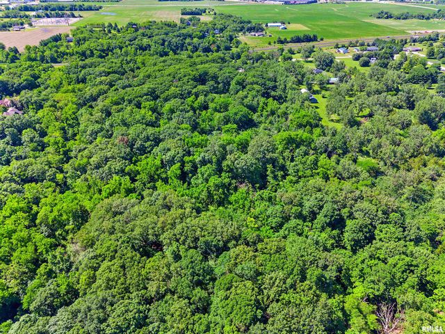 283 FAIRVIEW Street, Washington, IL 61571