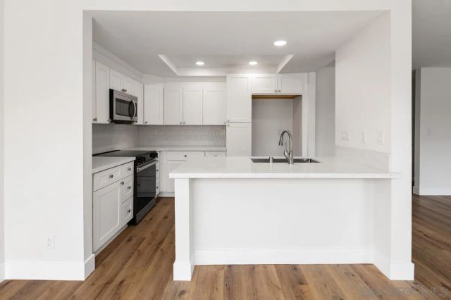 7780 Parkway Dr 1403, La Mesa, CA 91942