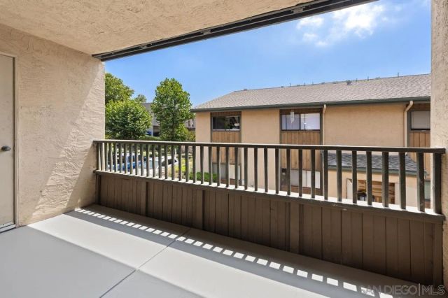 7780 Parkway Dr 1403, La Mesa, CA 91942
