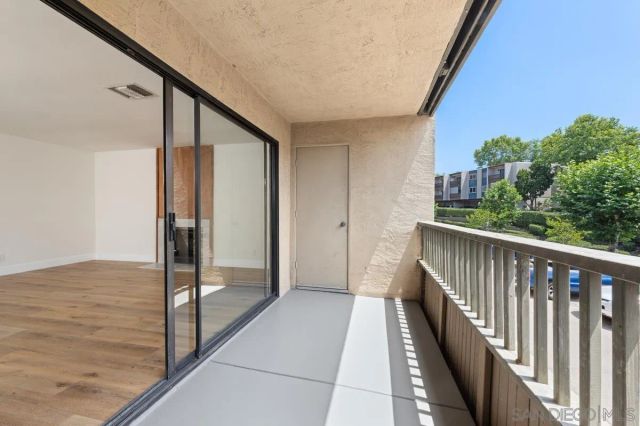 7780 Parkway Dr 1403, La Mesa, CA 91942