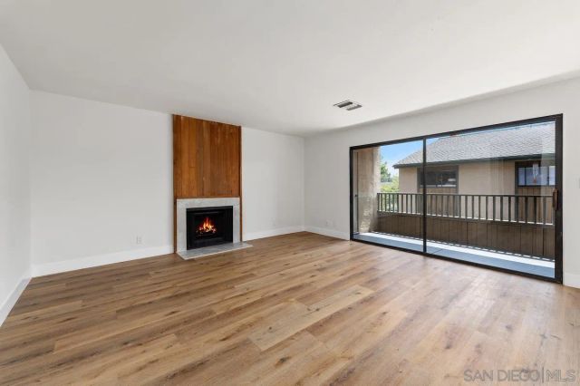 7780 Parkway Dr 1403, La Mesa, CA 91942