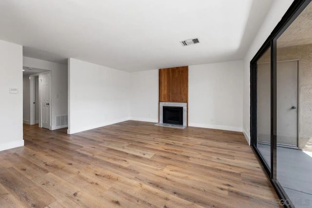 7780 Parkway Dr 1403, La Mesa, CA 91942