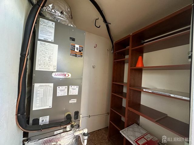 1006 Aspen Drive, Plainsboro, NJ 08536