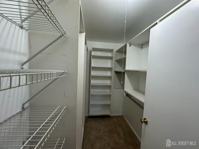 1006 Aspen Drive, Plainsboro, NJ 08536