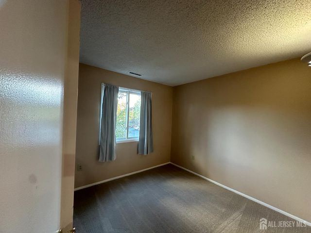 1006 Aspen Drive, Plainsboro, NJ 08536