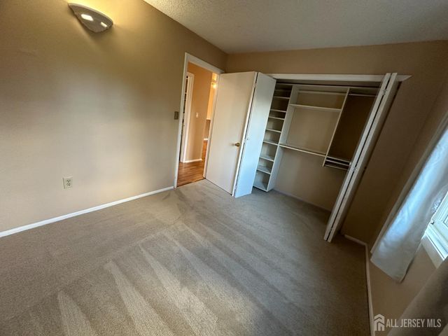 1006 Aspen Drive, Plainsboro, NJ 08536