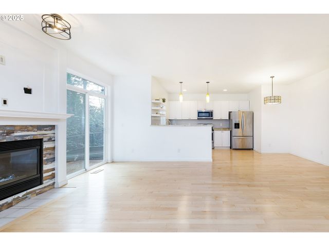 5782 Ne CANARD Ct, Hillsboro, OR 97124