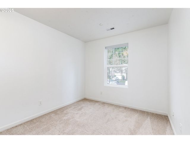 5782 Ne CANARD Ct, Hillsboro, OR 97124