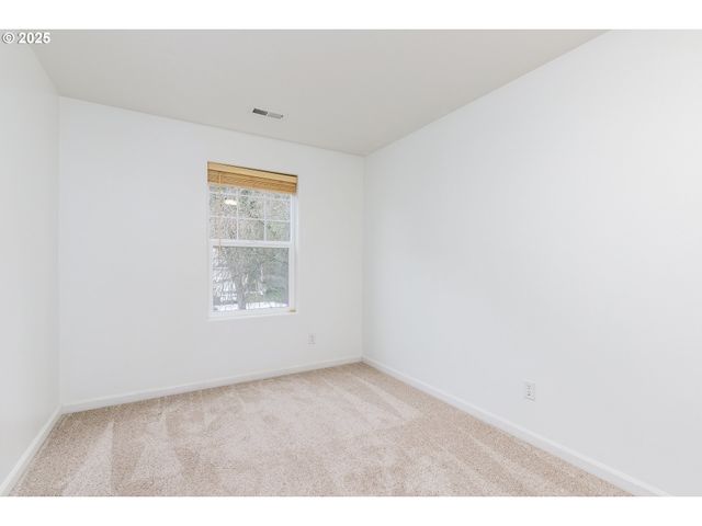 5782 Ne CANARD Ct, Hillsboro, OR 97124