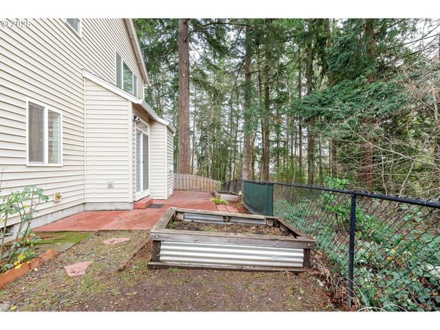 5782 Ne CANARD Ct, Hillsboro, OR 97124