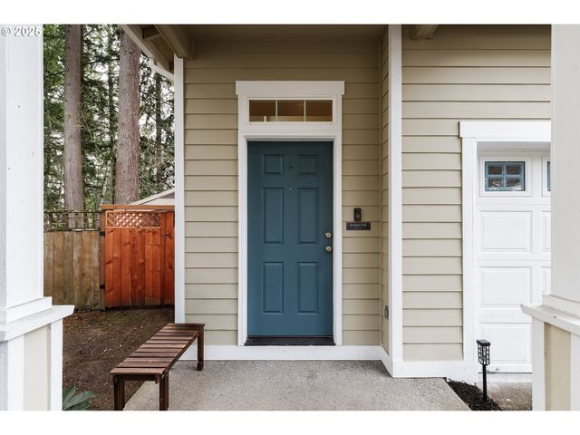 5782 Ne CANARD Ct, Hillsboro, OR 97124