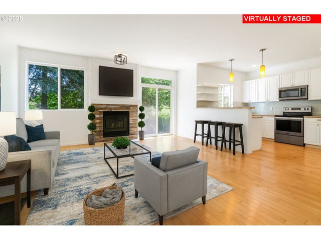 5782 Ne CANARD Ct, Hillsboro, OR 97124