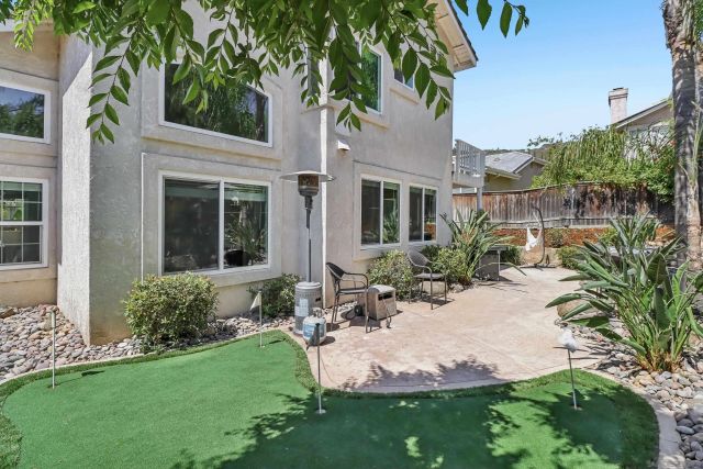 13526 Esprit, San Diego, CA 92128