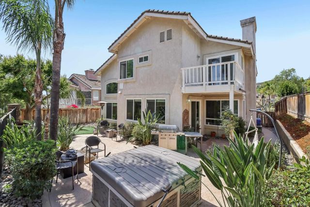 13526 Esprit, San Diego, CA 92128
