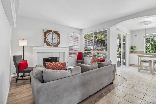 13526 Esprit, San Diego, CA 92128