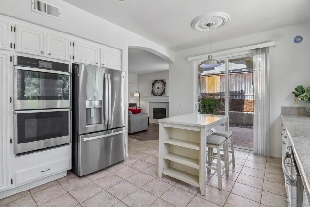13526 Esprit, San Diego, CA 92128