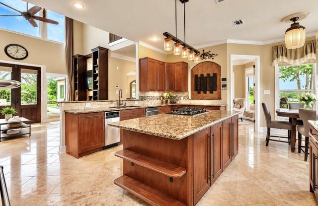 5610 Westerham Street, Weston Lakes, TX 77441